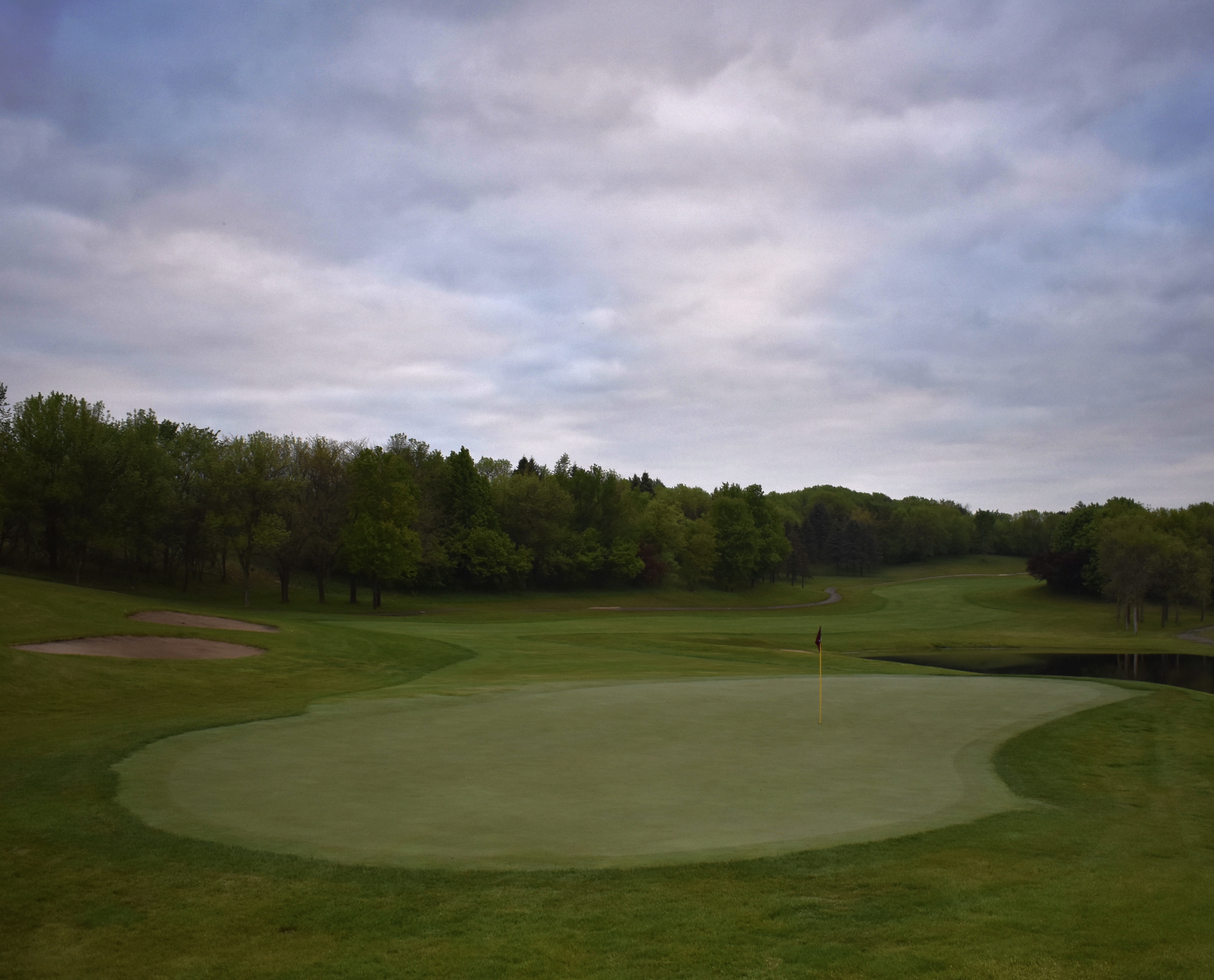 21E2D75A-1285-406F-B4F1-5CF616A132D6 1 201 a